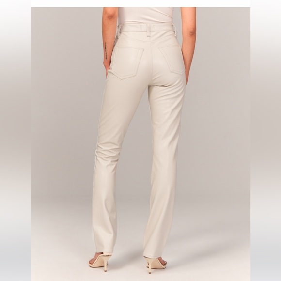 NWT | Abercrombie | Mixed Fabric Ultra High Rise 90s Slim Straight Jean | 33 - Picture 2 of 10